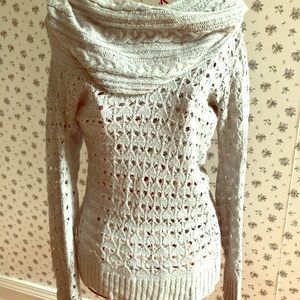 Cozy light grey eyelet sweater withdraw cowl neck